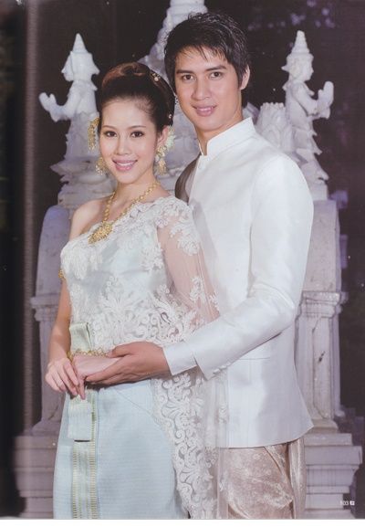 แฟชั่น ชุดไทยแต่งงาน สำหรับคู่บ่าวสาว