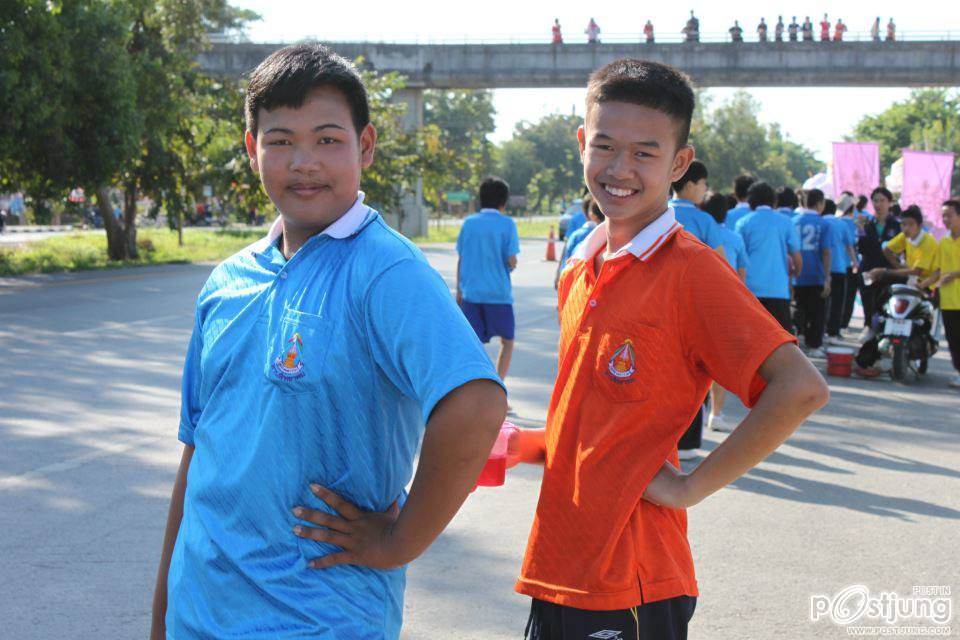 เชียร์ลีดเดอรื คณะ ณอยุธย พานพิทยคมสี เหลือง