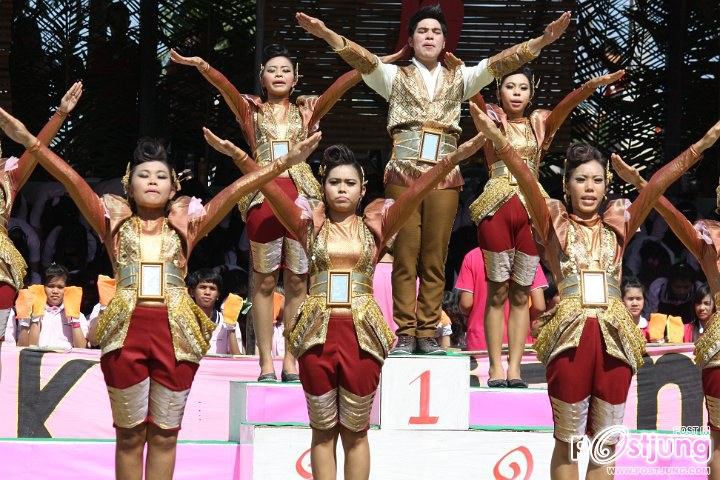 หลีดสีชมพู วิทยาลัยเทคโนโลยีอักษรพัทยา