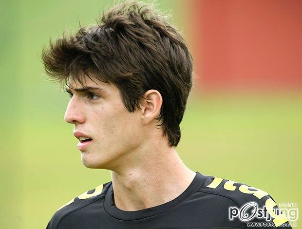 'LUCAS PIAZON!' หนุ่มบราซิล หล่อ!!!!!! >< (เด็กเชลซี)