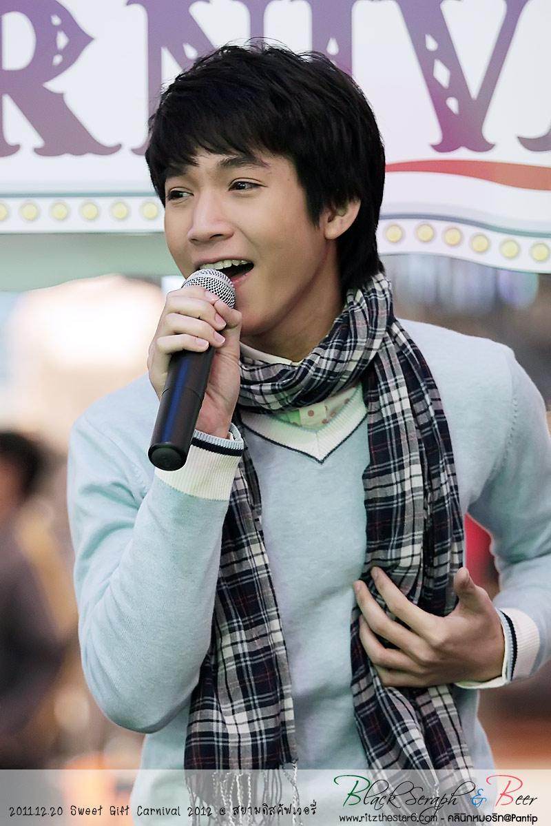 ริท งาน Sweet Gift Carnival 2012 @ สยามดิสคัฟเวอรี่