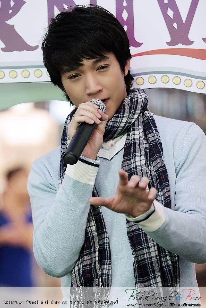 ริท งาน Sweet Gift Carnival 2012 @ สยามดิสคัฟเวอรี่