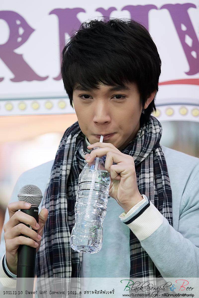 ริท งาน Sweet Gift Carnival 2012 @ สยามดิสคัฟเวอรี่