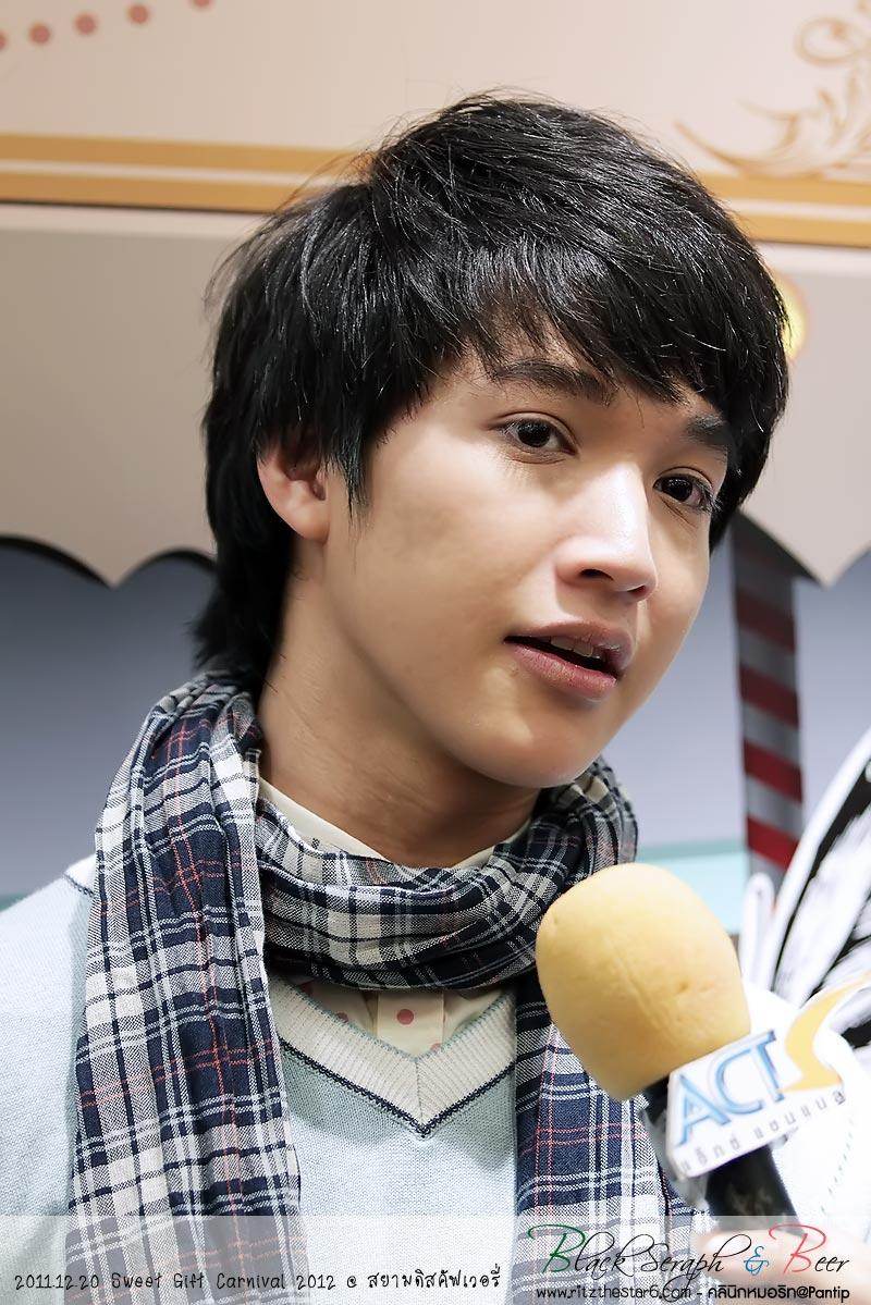 ริท งาน Sweet Gift Carnival 2012 @ สยามดิสคัฟเวอรี่