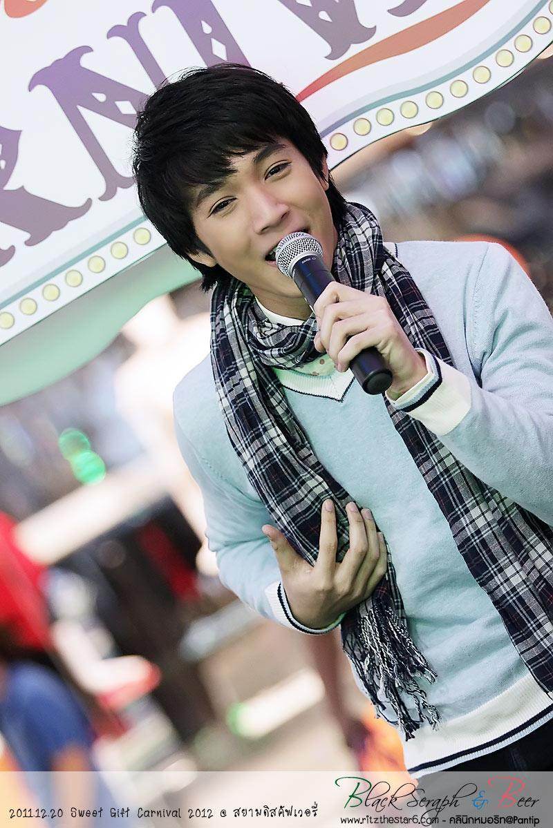 ริท งาน Sweet Gift Carnival 2012 @ สยามดิสคัฟเวอรี่