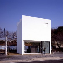 Japanese Home Architecture - hidden behind the minimalist facade