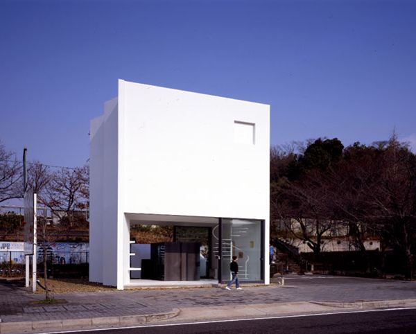 Japanese Home Architecture - hidden behind the minimalist facade