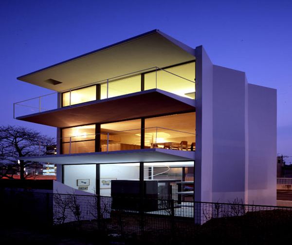 Japanese Home Architecture - hidden behind the minimalist facade