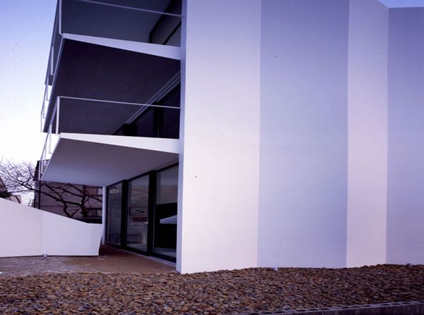 Japanese Home Architecture - hidden behind the minimalist facade