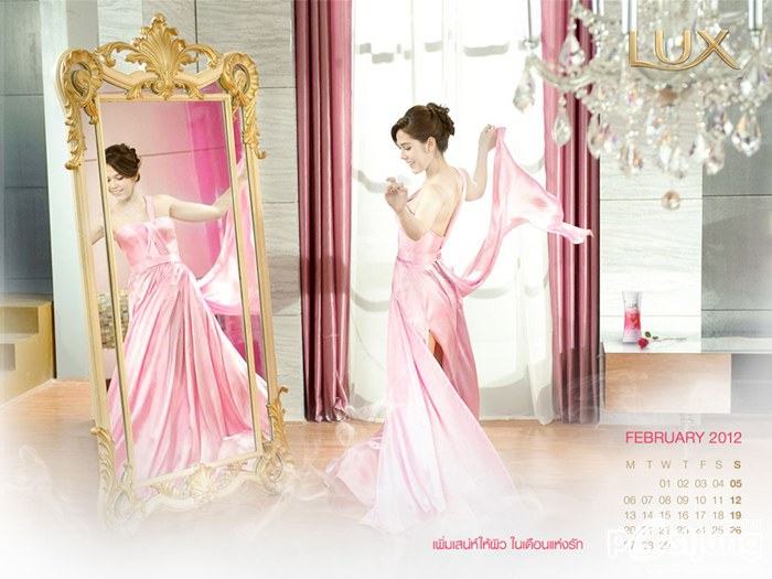 ชมพู่  ผู้หญิงผู้ทรงอิทธิพลด้านแฟชั่น ตัวจริง