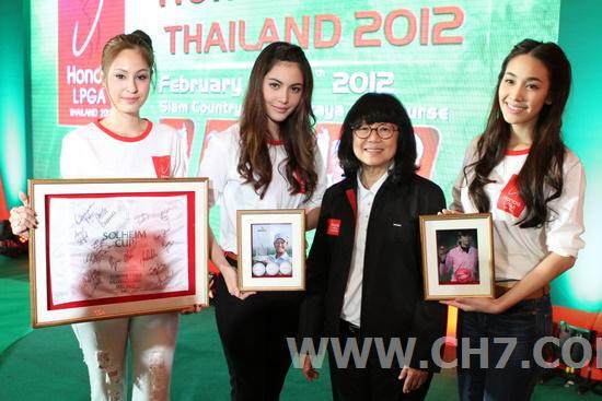 มิน-พีชญา / ใหม่-ดาวิกา / ขวัญ-อุษามณี @  งานเเถลงข่าว Honda LPGA Thailand 2012