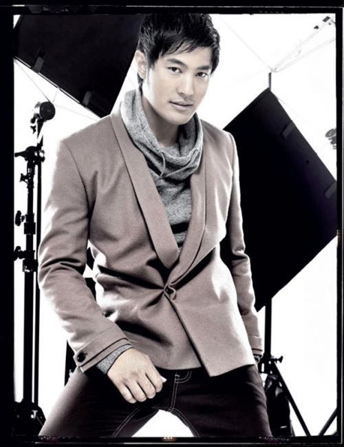 อั๋น-วิทยา @ เปรียว vol. 31 no. 688 December 2011