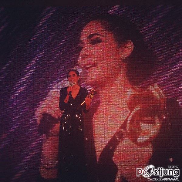 ชมพู่ อารยา