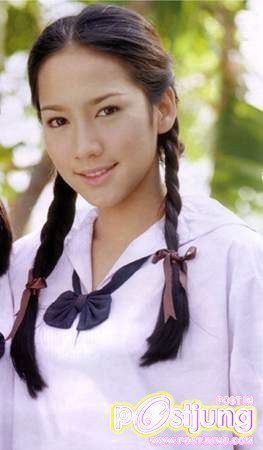 ไม่ว่ากี่ปีผ่านไปก็ยังคงรักและชอบอั้มเสมอ