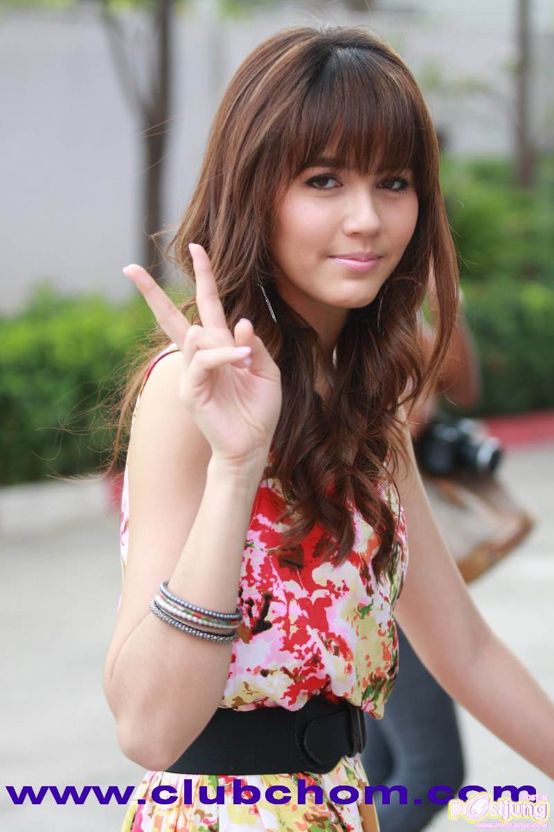 แถวชาพู่ด้วยชมพู่ก็น่ารักเหมือนกัน