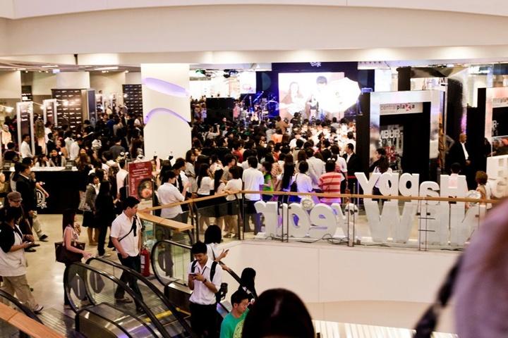 10th HAMBURGER THE DECADE OF FAME