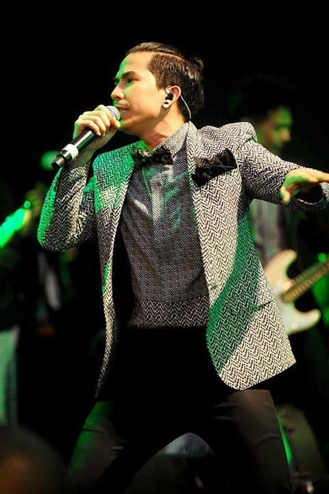 10th HAMBURGER THE DECADE OF FAME