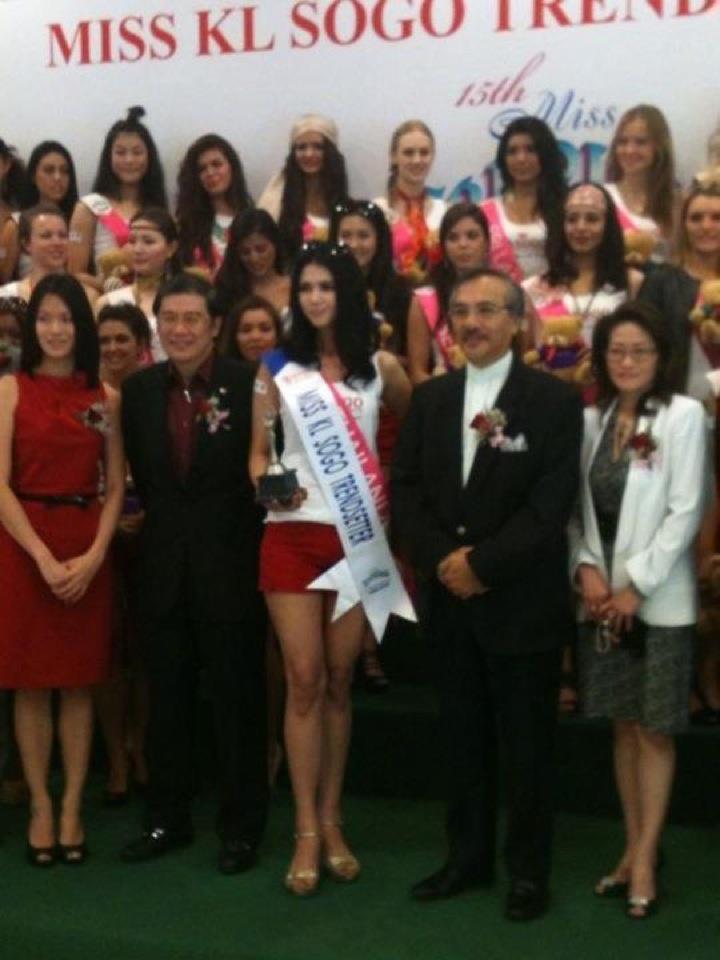 นุ้ย @ Miss Tourism International 2011