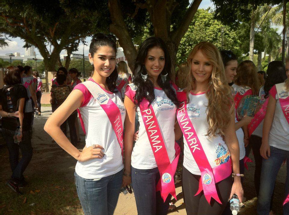 นุ้ย @ Miss Tourism International 2011