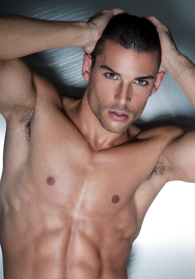 Simone by Dylan Rosser : HQ images