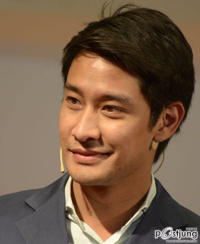 พี่ป้องๆๆๆยิ้มละลายๆ