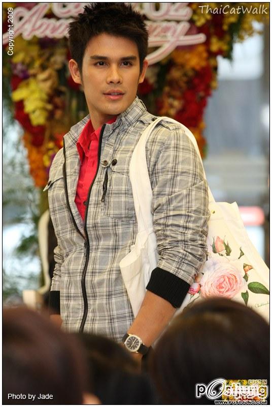 ดาราน่ากิ๊นๆๆ