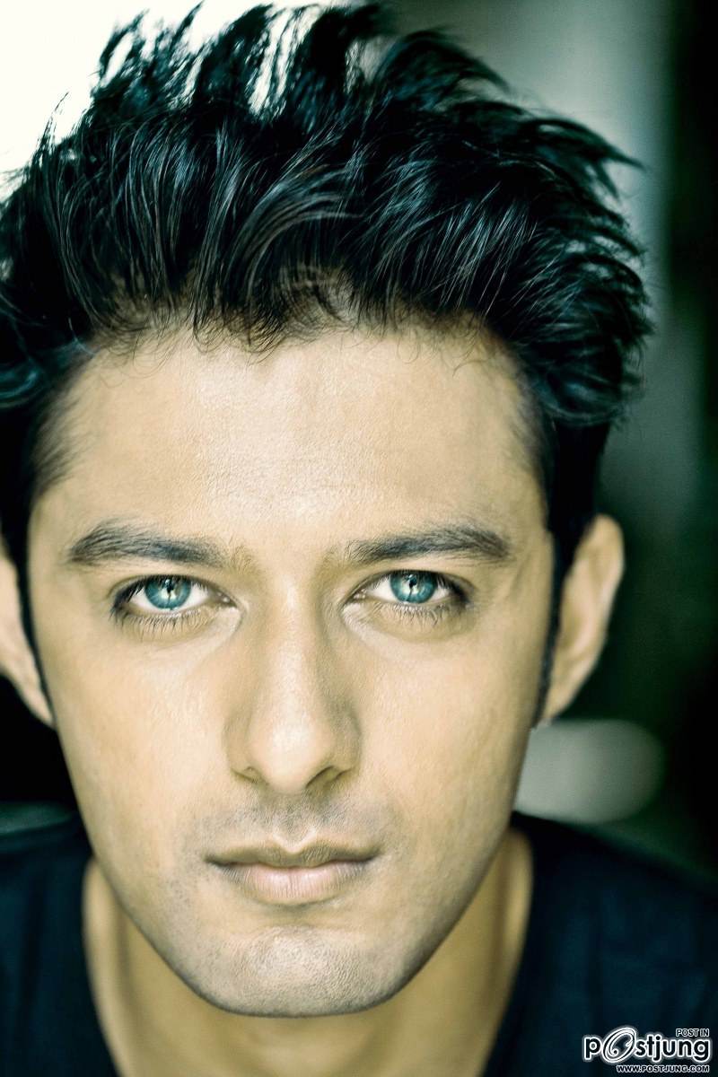 แววตากับรอยยิ้ม