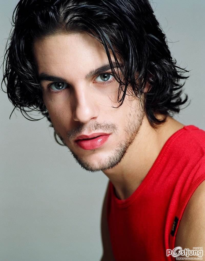 แววตากับรอยยิ้ม