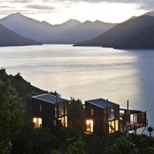 Hillside Cottage Plan in New Zealand Embraces Serenity and Sustainability