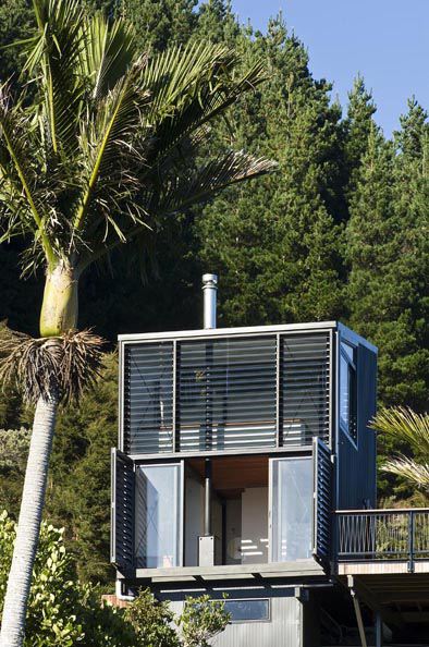 Hillside Cottage Plan in New Zealand Embraces Serenity and Sustainability