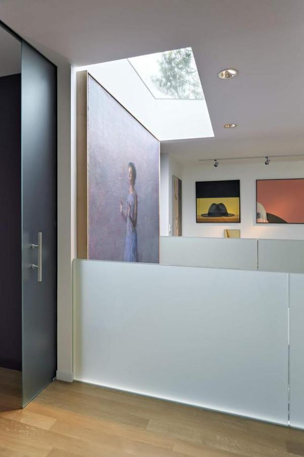 Contemporary Lake House by Dutch Architect Paul de Ruiter