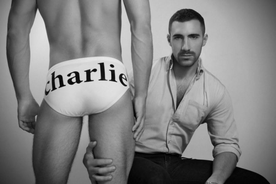 Photoshoot men album 425