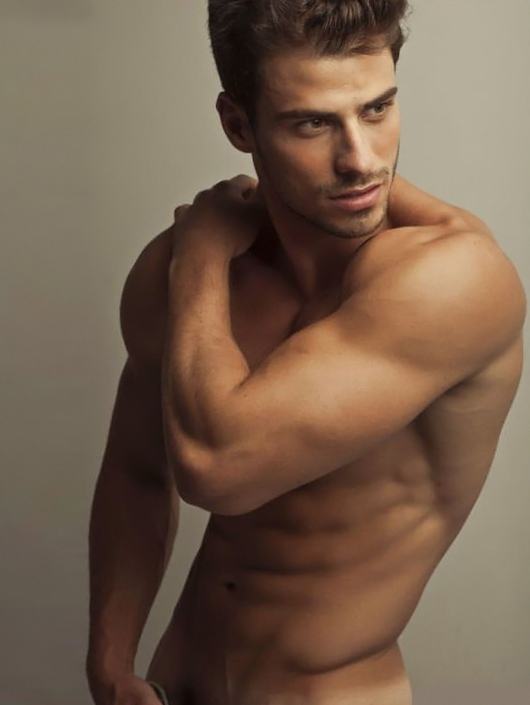 Lucas Malvacini  Mr. Brazil 2011