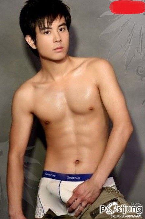 ตี๋ใหญ่จริงๆๆน่ะ By ยิ่งศักดิ์คร๊ะ