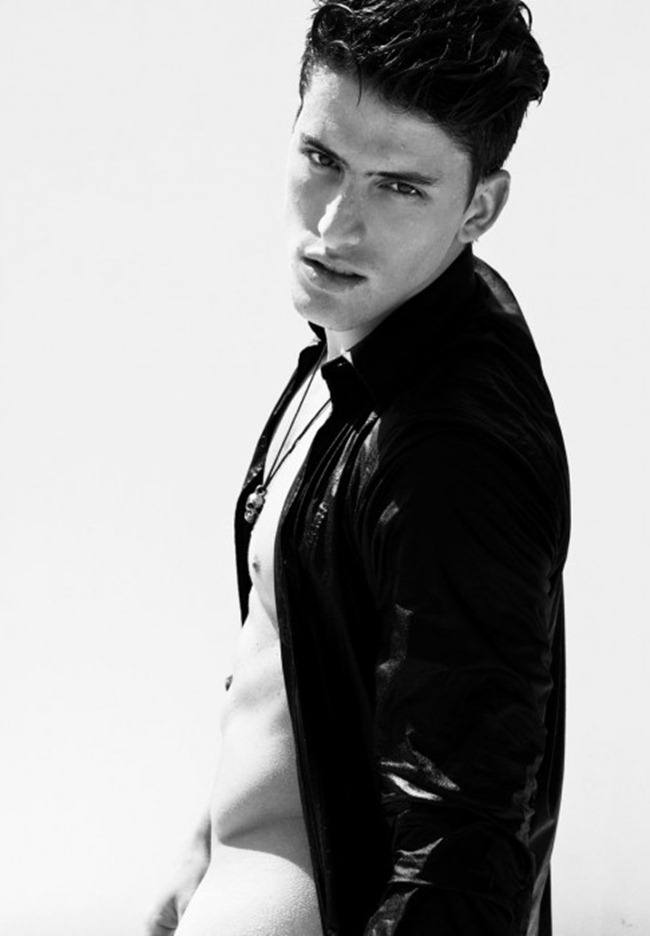 MASCULINE DOSAGE: GABRIEL BARRETO & DANILO BORGATO BY PHOTOGRAPHER DIDIO