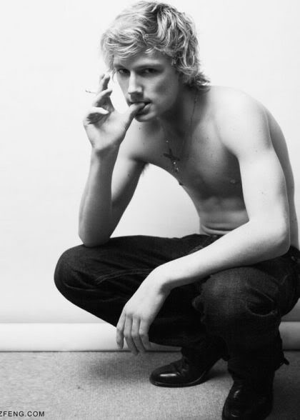 Alex Pettyfer สุดหล่อแฟนผม