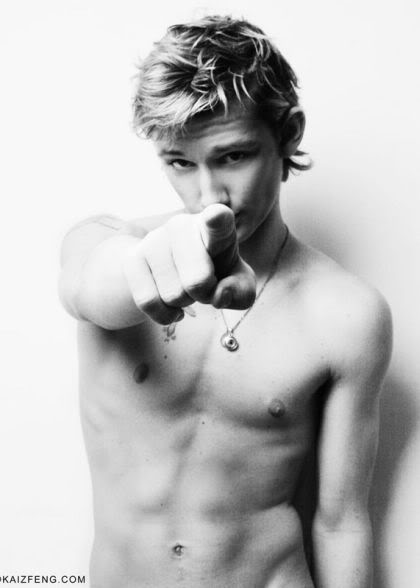 Alex Pettyfer สุดหล่อแฟนผม