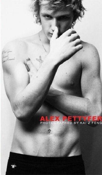 Alex Pettyfer สุดหล่อแฟนผม