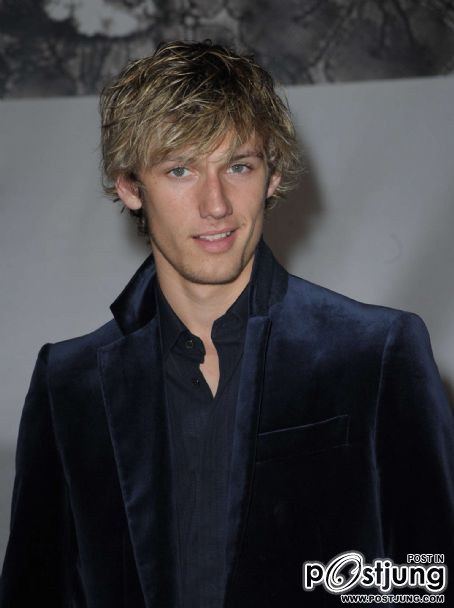 Alex Pettyfer สุดหล่อแฟนผม