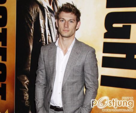 Alex Pettyfer สุดหล่อแฟนผม