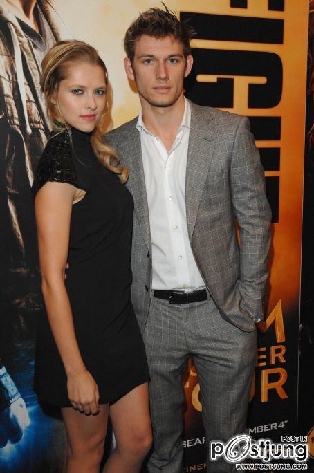 Alex Pettyfer สุดหล่อแฟนผม