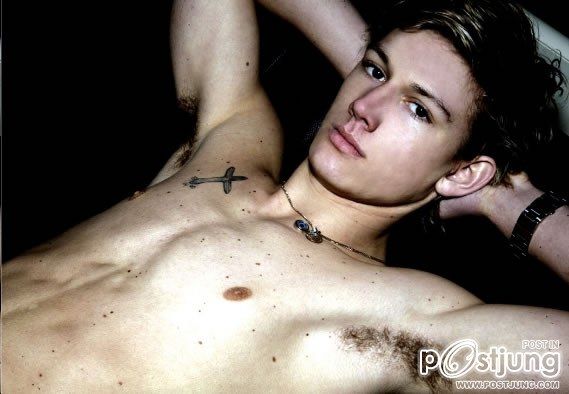 Alex Pettyfer สุดหล่อแฟนผม