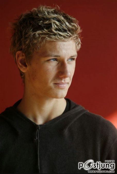 Alex Pettyfer สุดหล่อแฟนผม