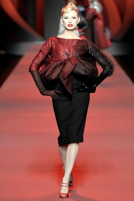 PARIS HAUTE COUTURE: DIOR SPRING 2011 COUTURE