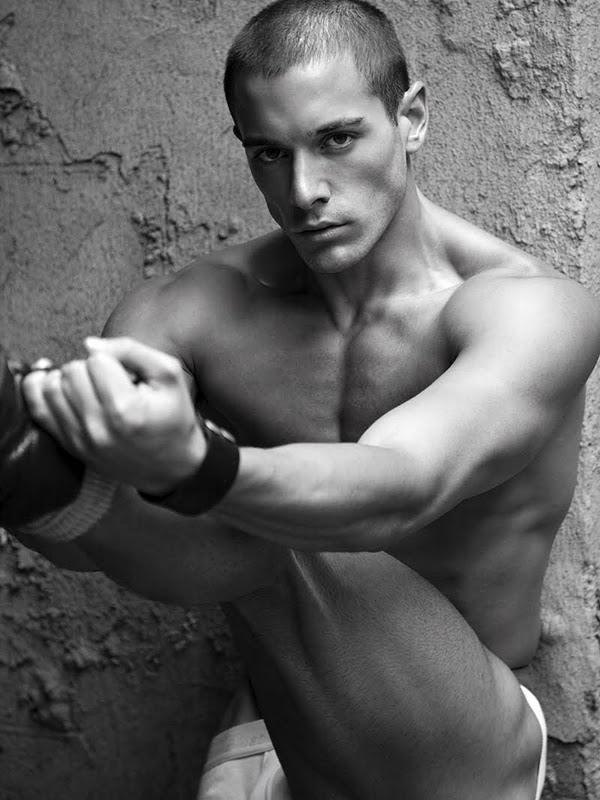 นายแบบ 086