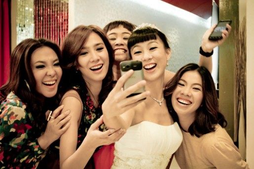 "อั้ม พัชราภา" นางเอกภาพยนต์ฮอทเเห่งปี 2011