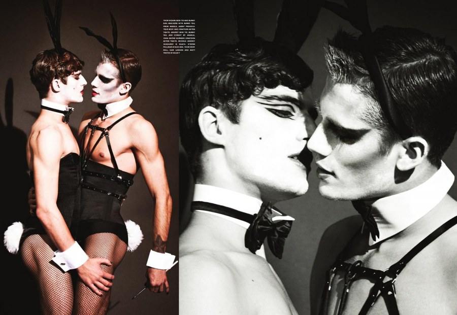 Photoshoot men album 426 : playmates