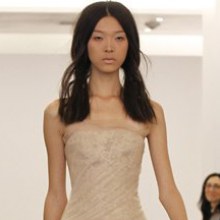 แฟชั่น ชุดแต่งงานสุดเก๋ จาก Vera Wang