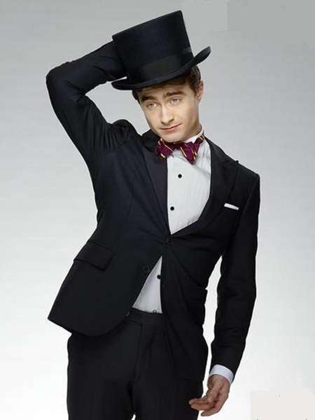 Daniel Radcliffe @ Entertainment Weekly #1185 December 2011