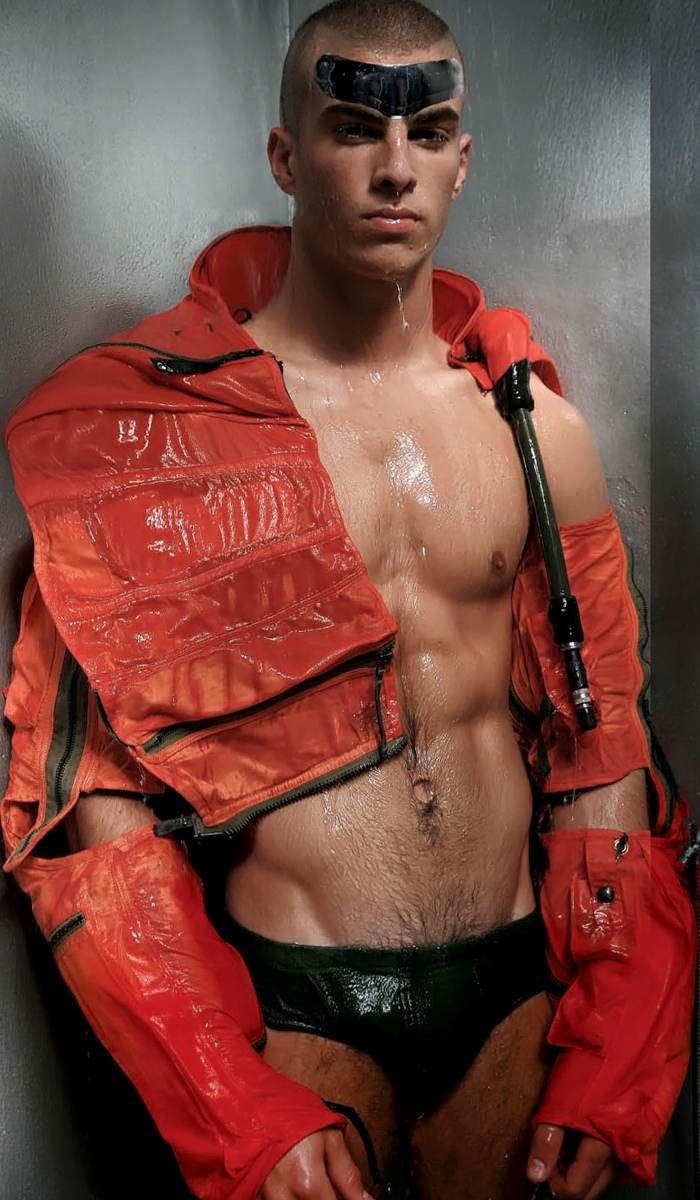 Introducing Revista Oh My God!